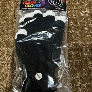 LED Flash Gloves - Black and White